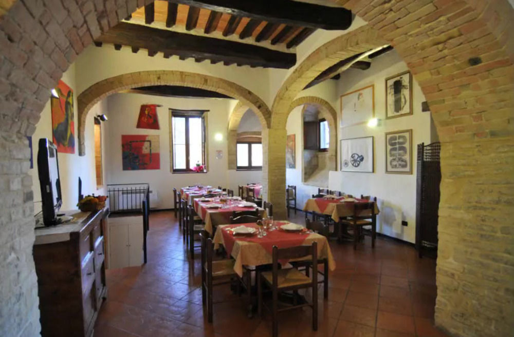 Agriturismo La Ginestrella Civitella D'Arna エクステリア 写真